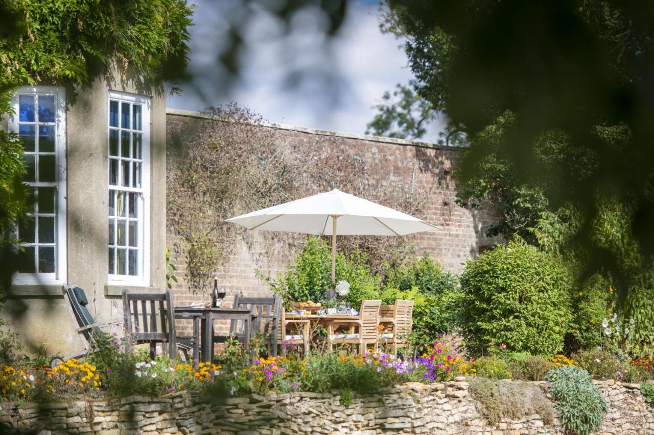 Upper Helmsley Hall Holiday home *