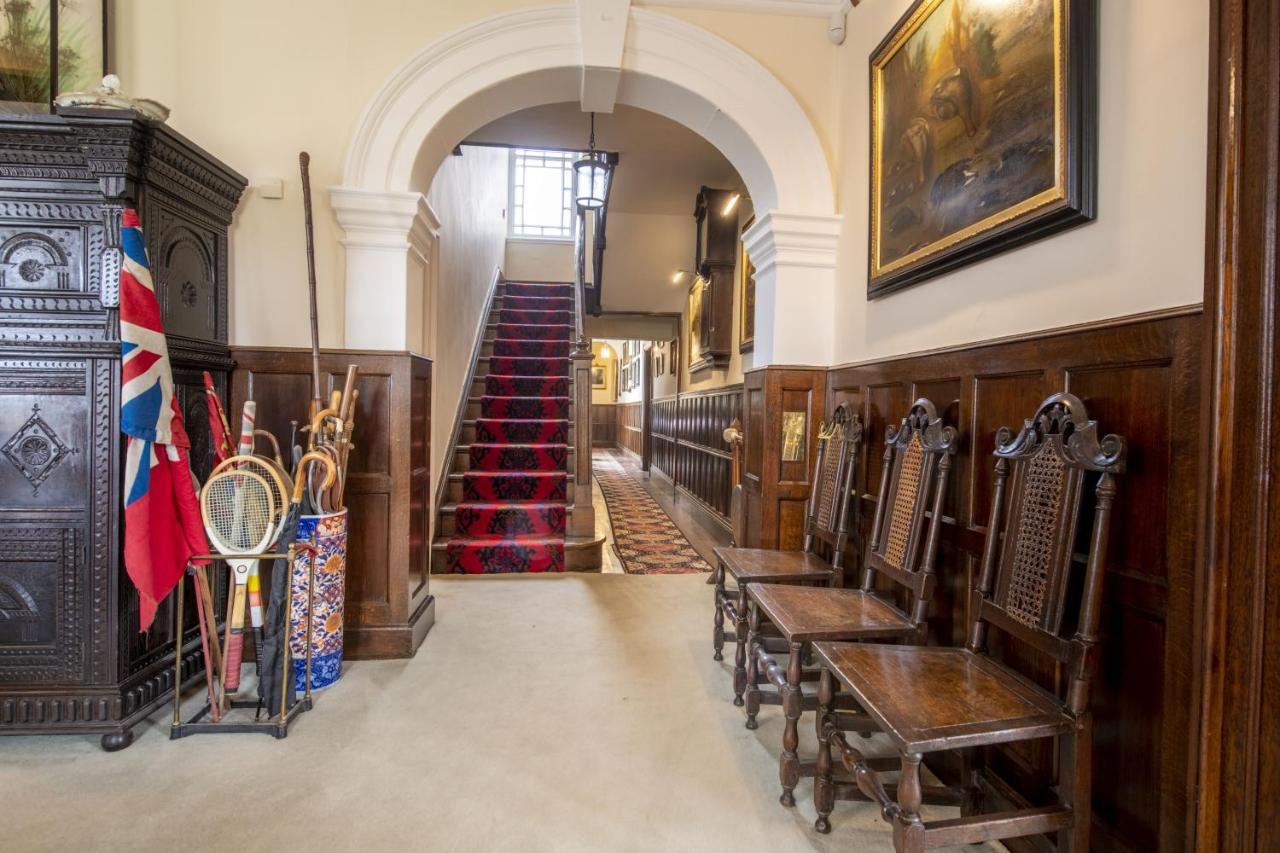 Upper Helmsley Hall